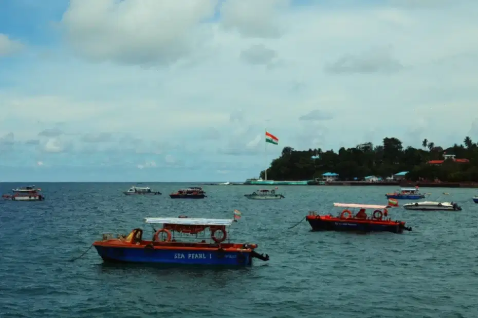 Indulge In A Tranquil Boating Session