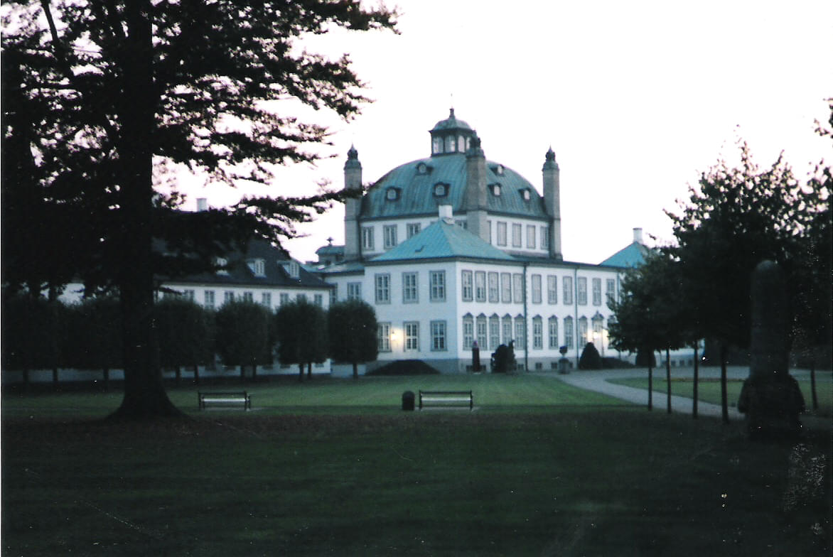 Visit the Chancellery House