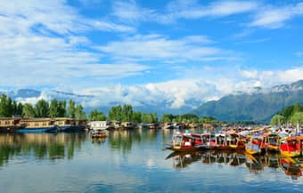 Serene Family Tour Package in Srinagar