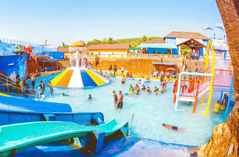Splashdown Waterpark Tickets Image