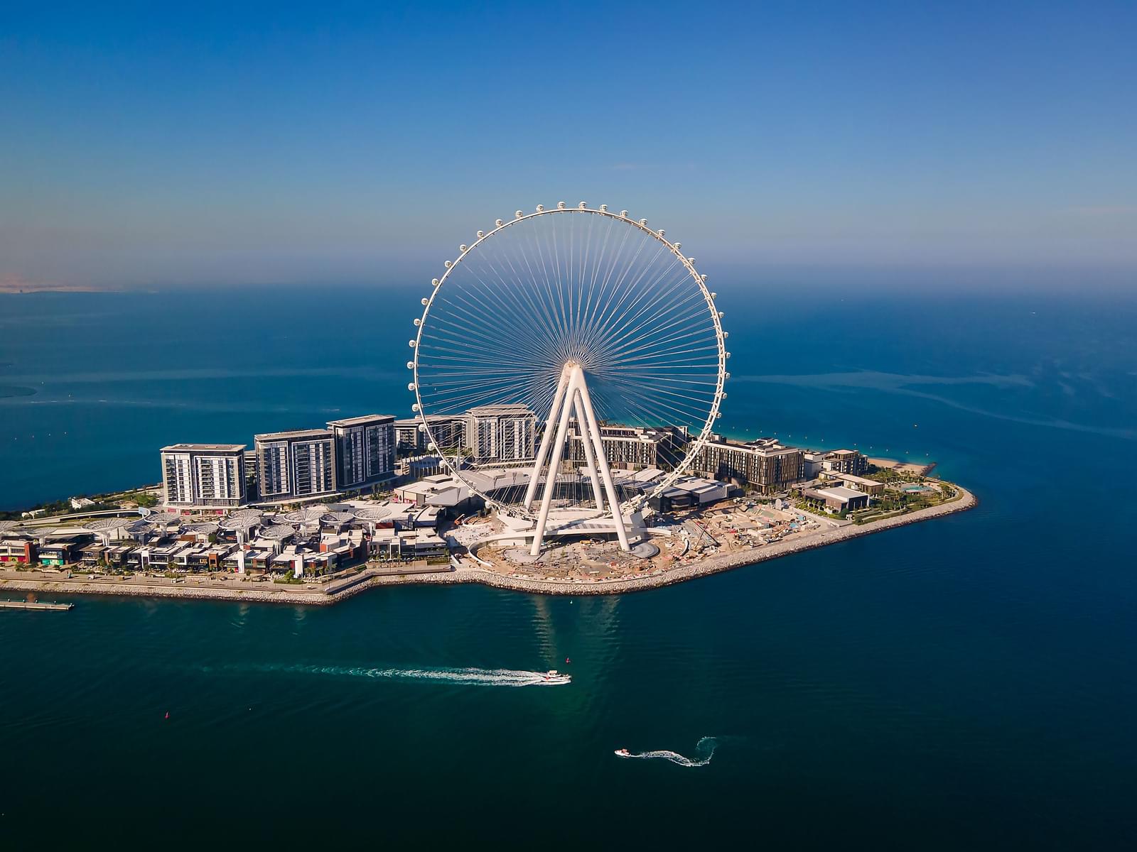Ride the Dubai Eye