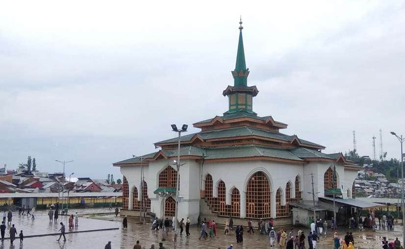 Shrine Hazrat Syed Aali Balkhi Pakerpora