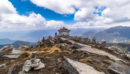 Trek to Chandrashila Peak