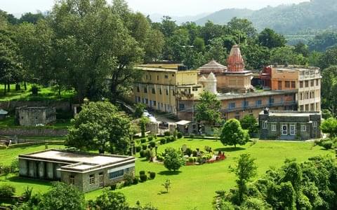 Best Places To Stay in Kangra