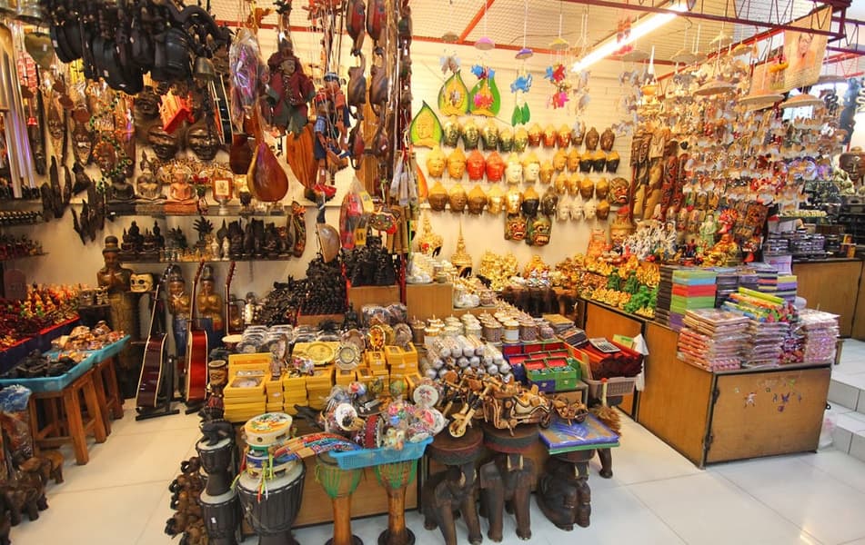 Pattaya Food Tasting Night Market Tour Image