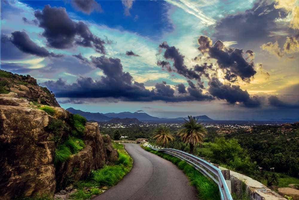 Vellore and Yelagiri with Hogenakkal Tour Package
