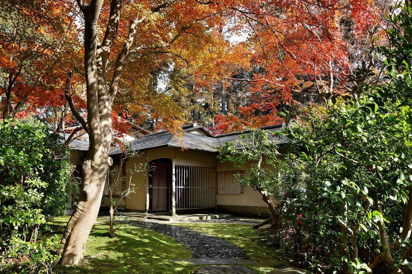 The Prince Kyoto Takaragaike, Autograph Collection
