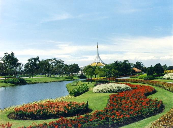 King Rama IX Park