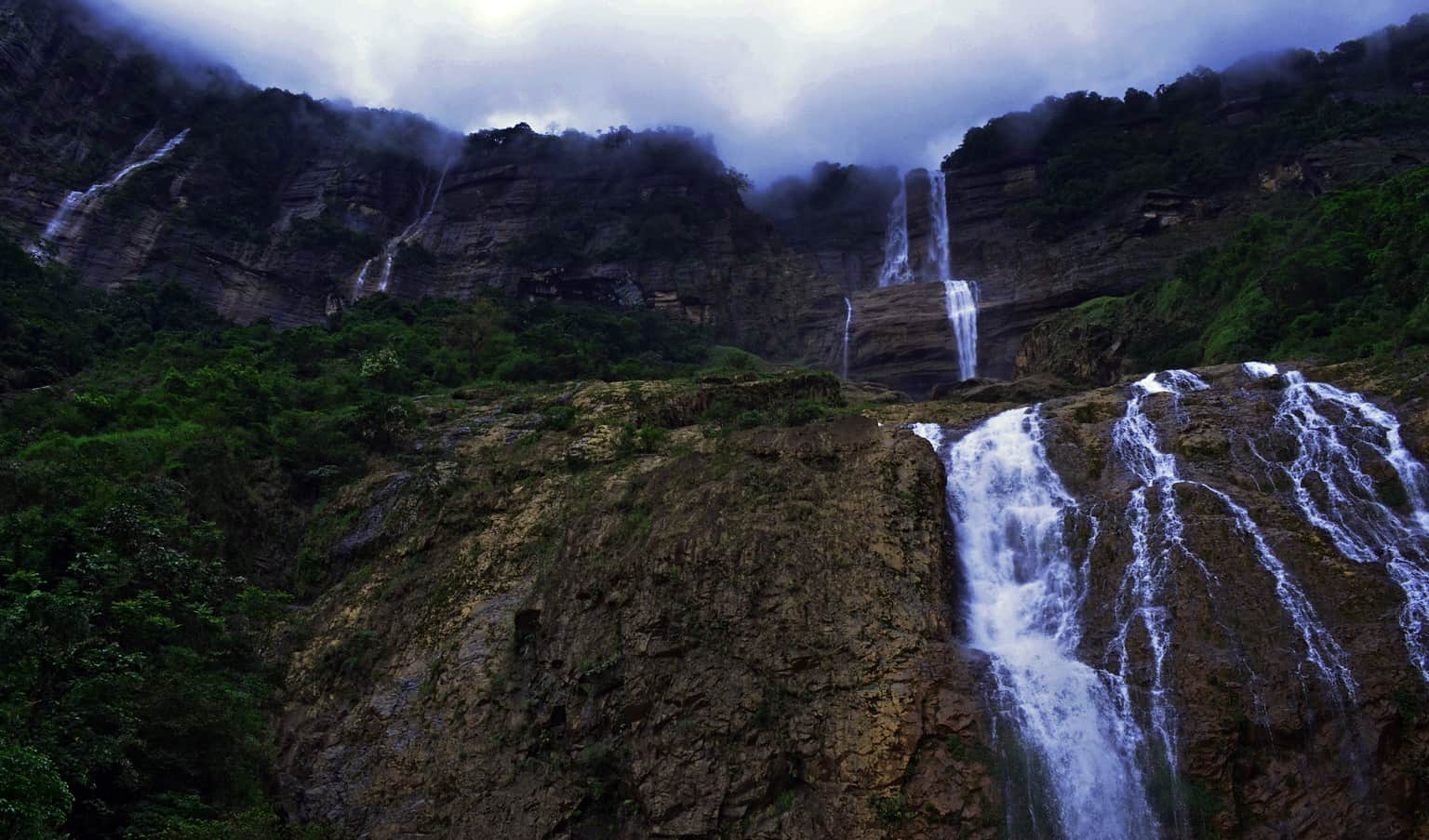 Kynrem Falls, <em>Cherrapunji</em>