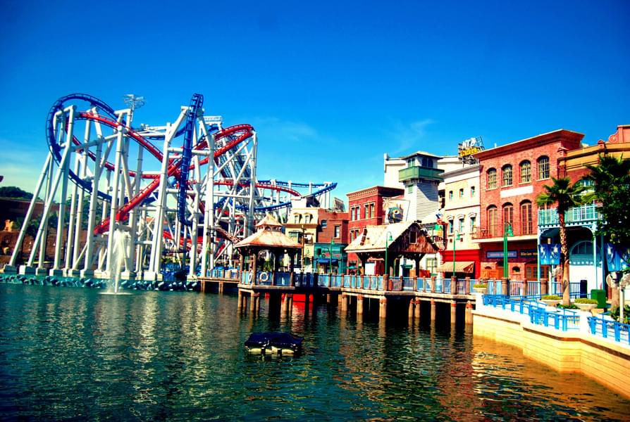 Explore Universal Studios Singapore