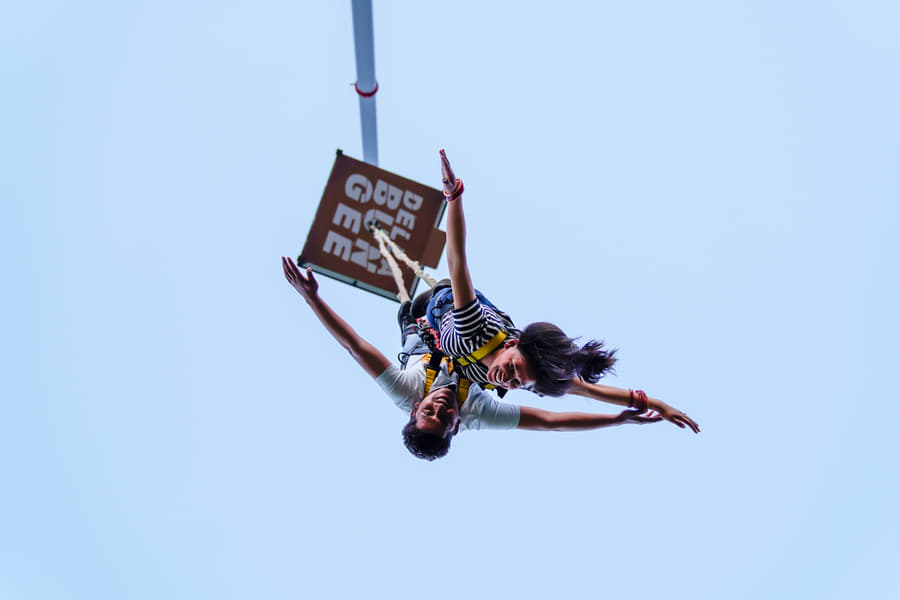 Bungee Jumping in Lonavala Image