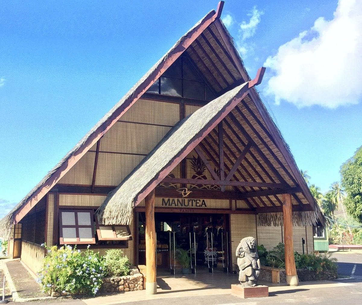 Manutea Tahiti Overview