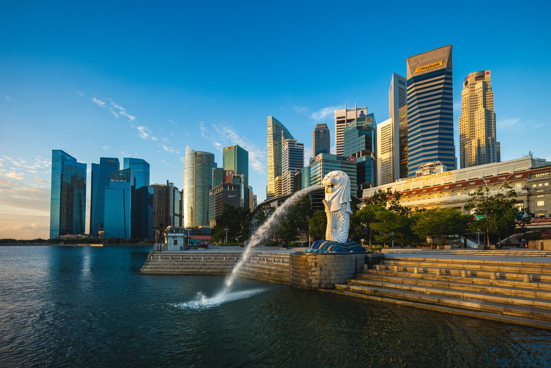 Get on an exciting tour of the majestic Singapore city and it's attractions