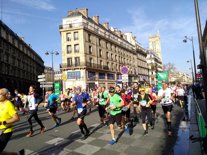 Attend the Paris Marathon