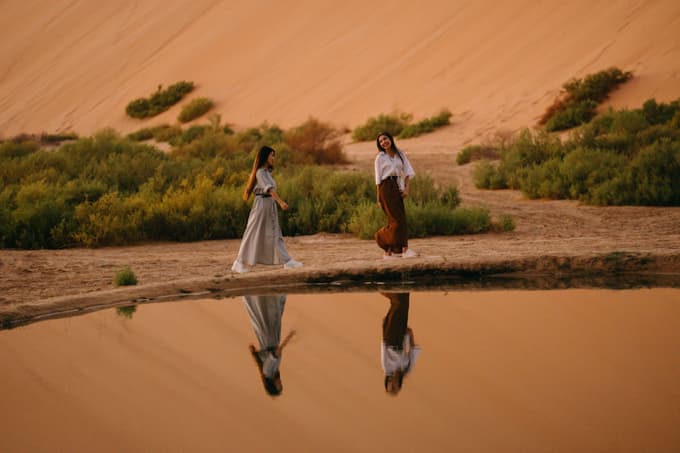 Abu Dhabi & Dubai Delights | An Escape to the Desert Oasis