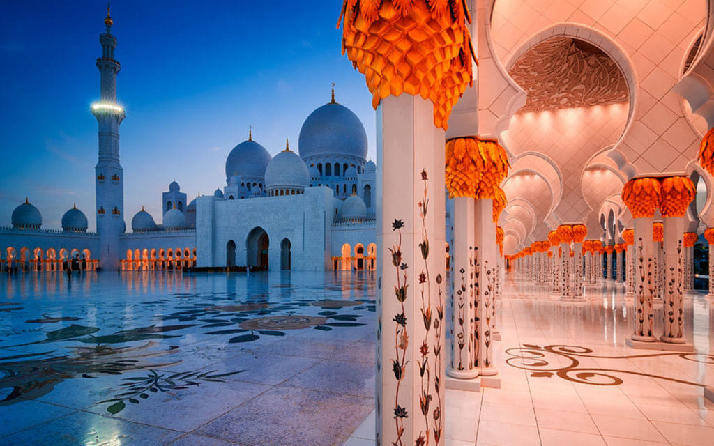 Sheikh Zayed Grand Mosque Tour Guide | Magnificent Beauty