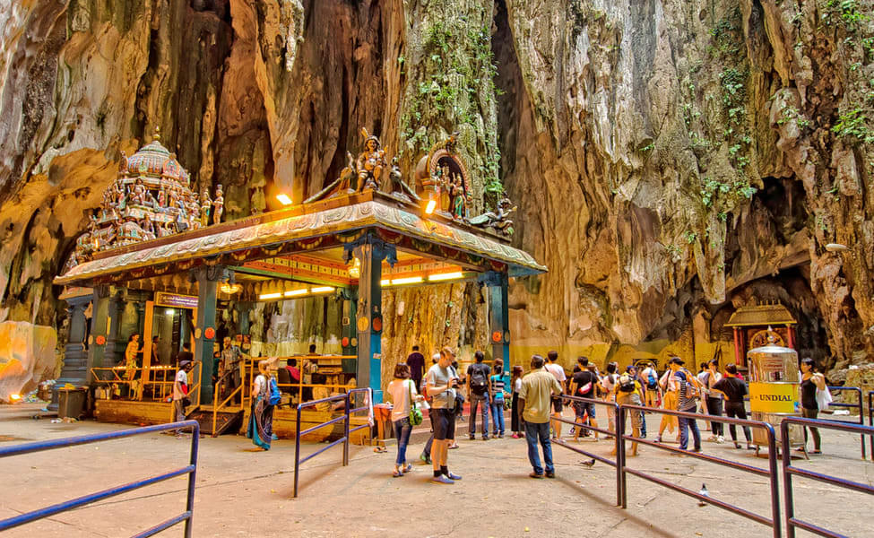 Batu Caves Overview