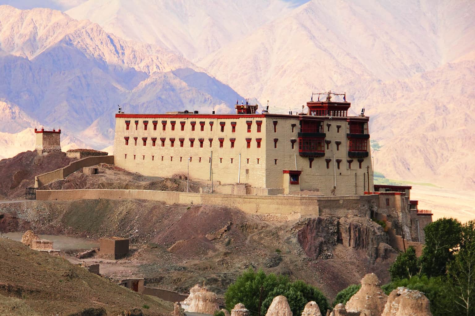 Stok Palace