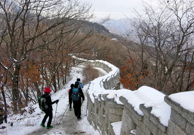 Bukhansan Hiking Day Tour