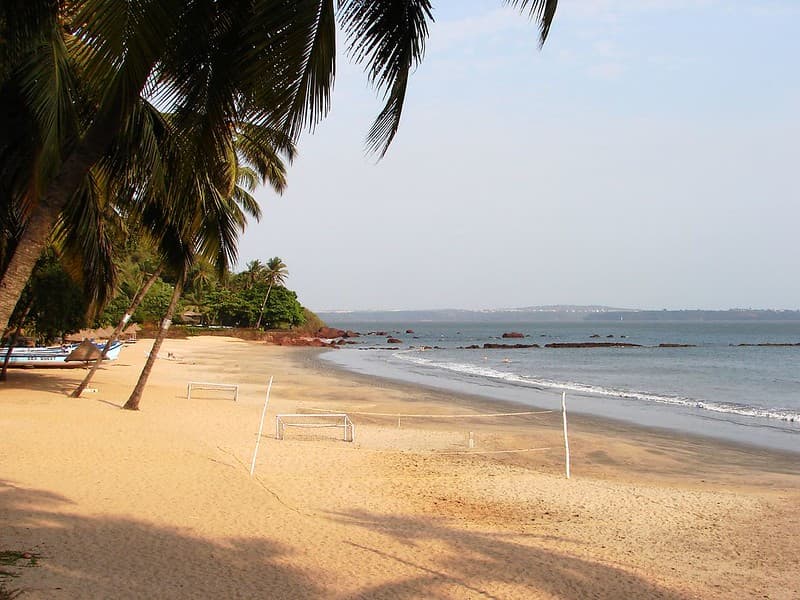 Vaiguinim Beach Overview