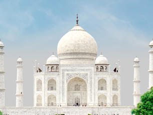 Visit the monument of love, the Taj Mahal