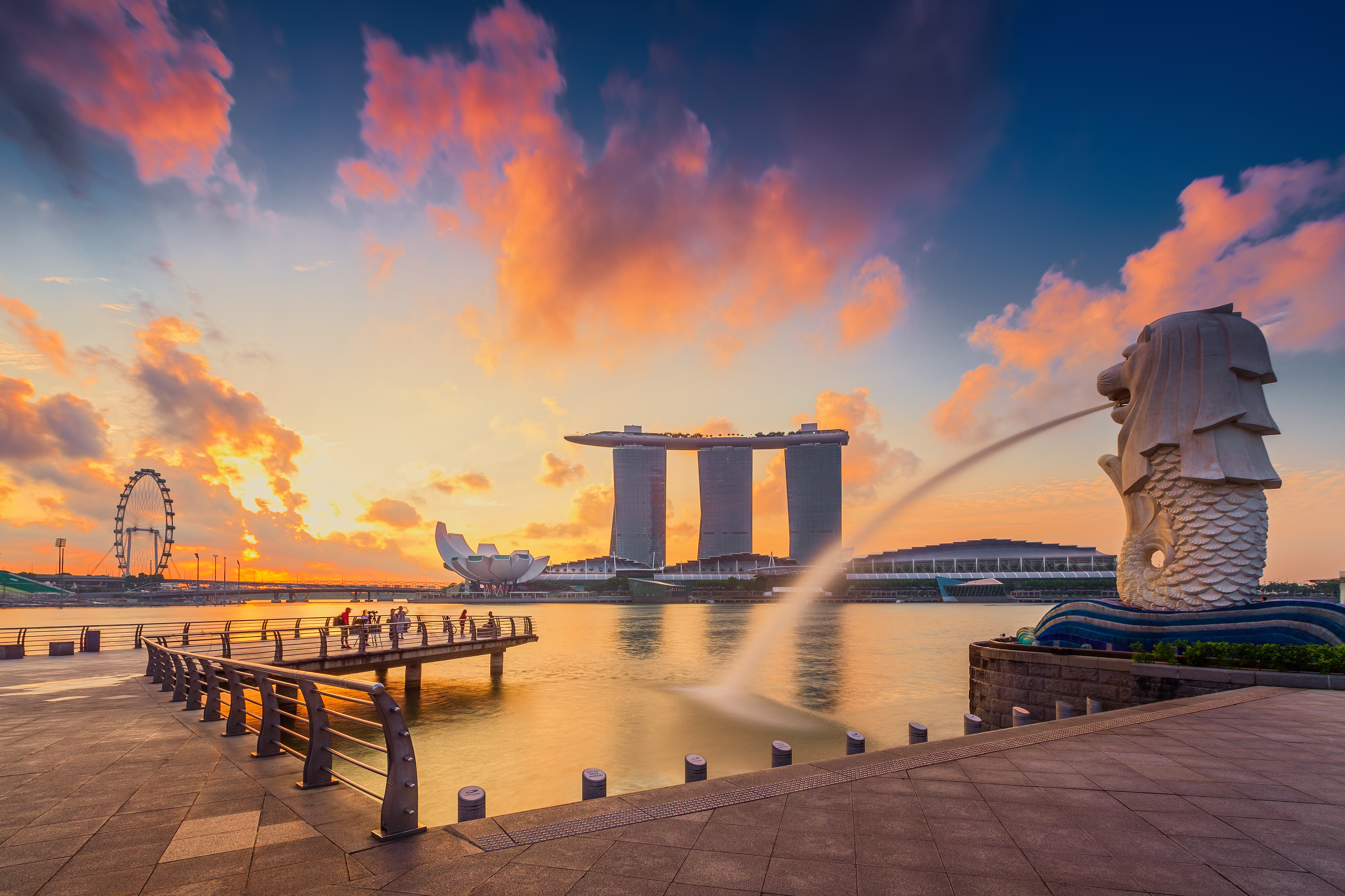 Merlion Statue: Majestic Marvel