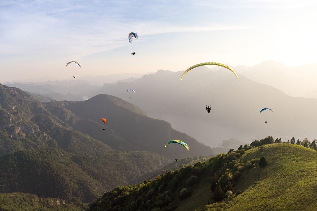 Paraglider for beginners! A complete guide from recommended experiences /  clothes to costs | Activity Japan