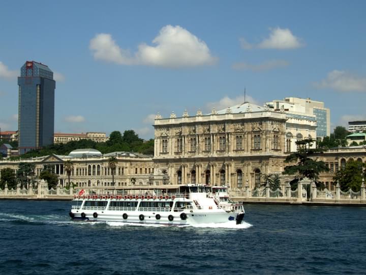 Bosphorus Boat Tour with Dolmabahce Palace