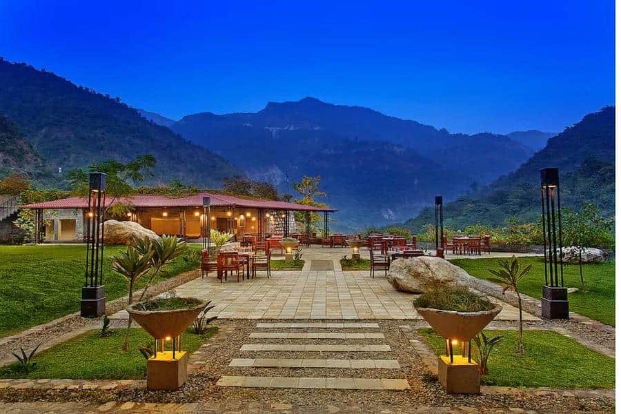 Best Resorts Around Delhi Under 300 Km: Get Upto 25% Off