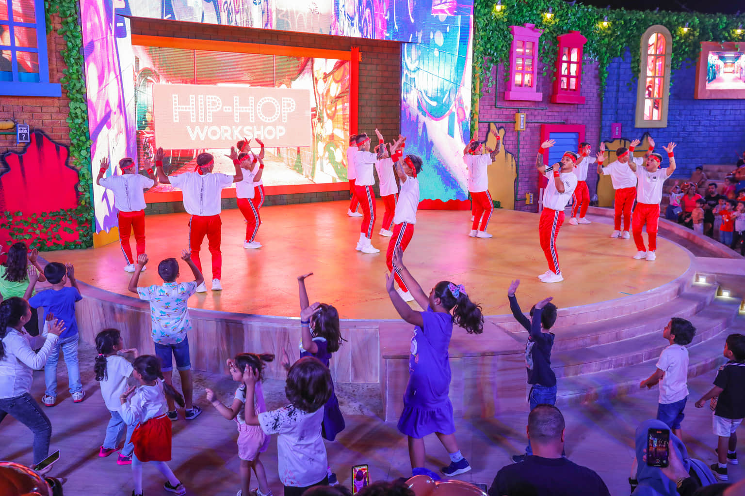 Enjoy Games at Carnaval