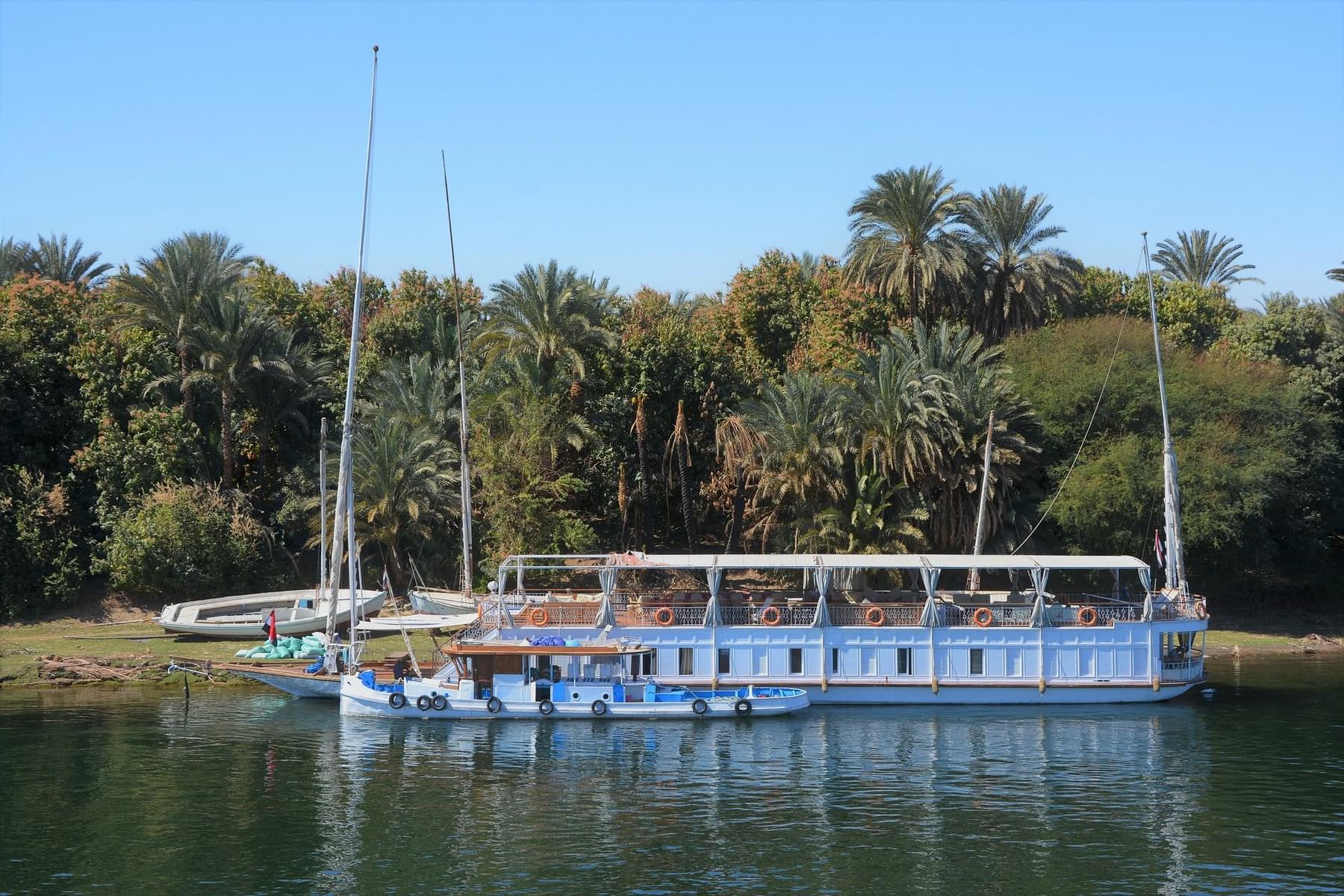 4 Nights Nile River Cruise from Luxor include Abu Simbel