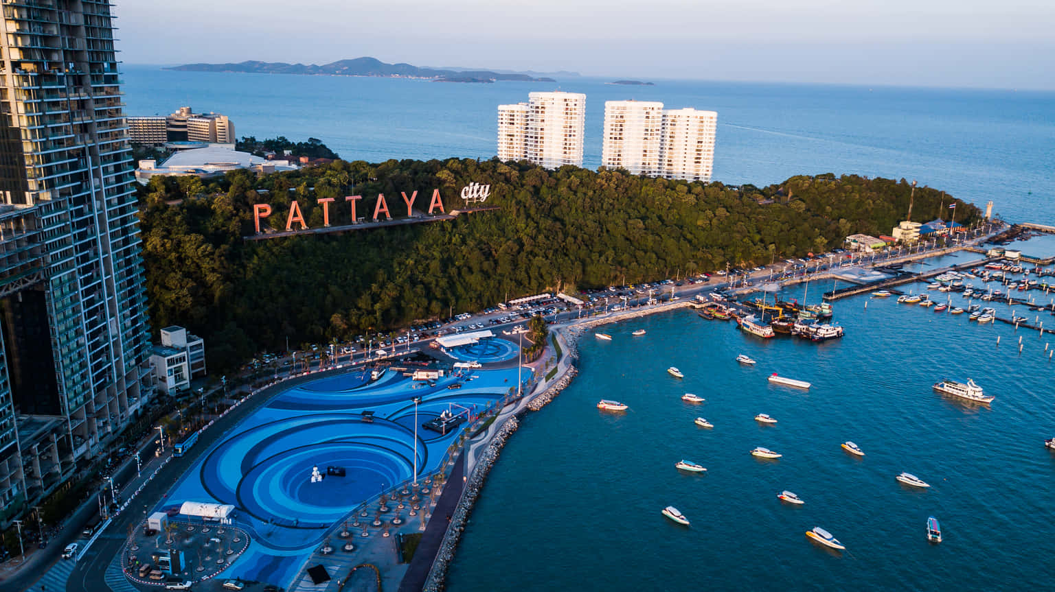 Scenic Trip To Pattaya with FREE Visit to Coral Island