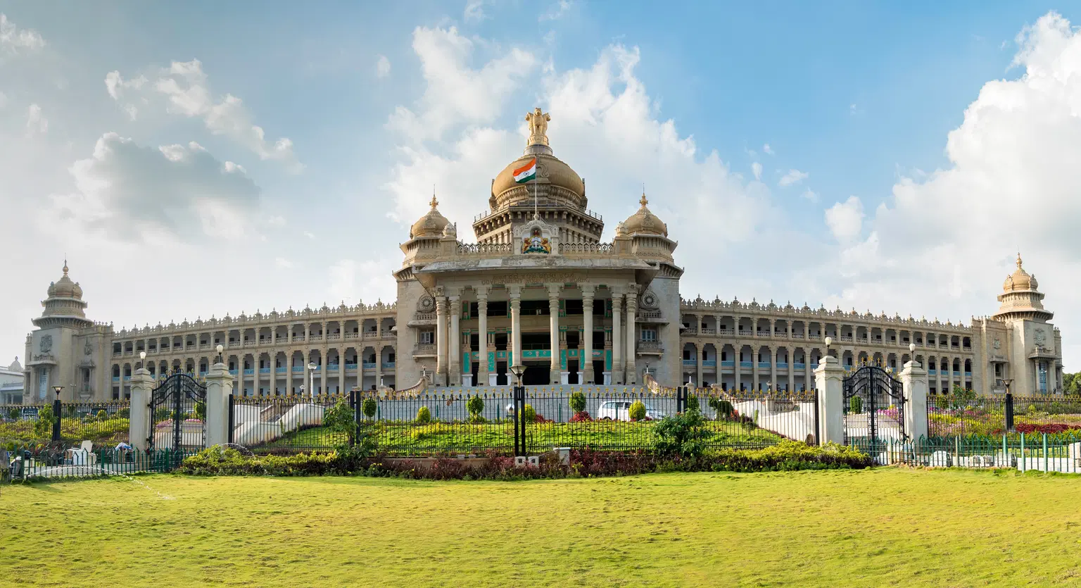 <em>Bangalore</em> Tour Packages From Surat 