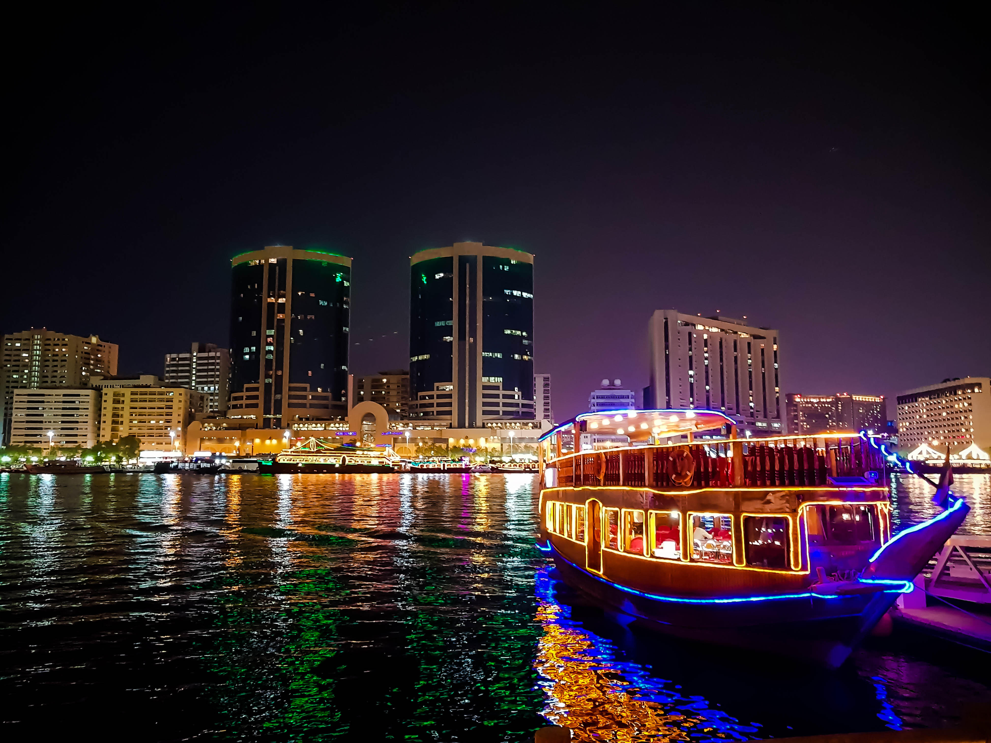 Dhow Cruise Dubai 