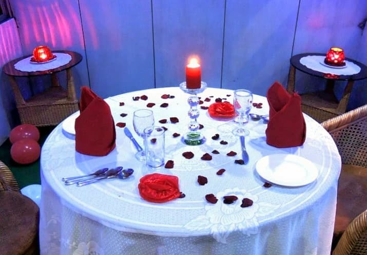 Candle Light Dinner On A Cruise In Guwahati Image