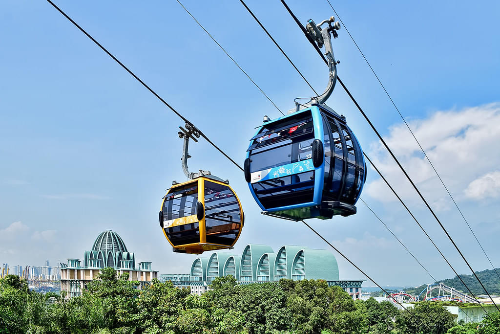 Trick Eye and Singapore Cable Car