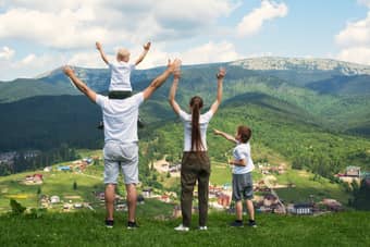 Family enjoying on the Hills of Ooty