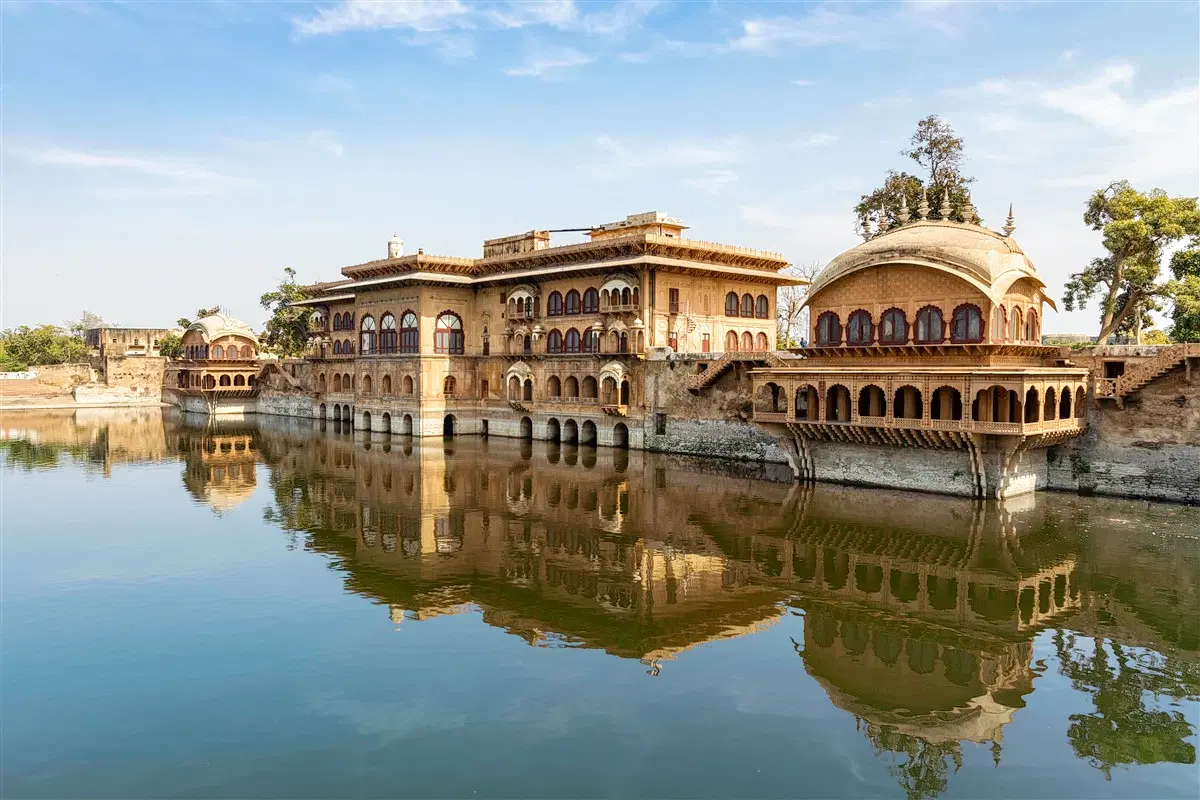 Kishan Bhavan Fountain