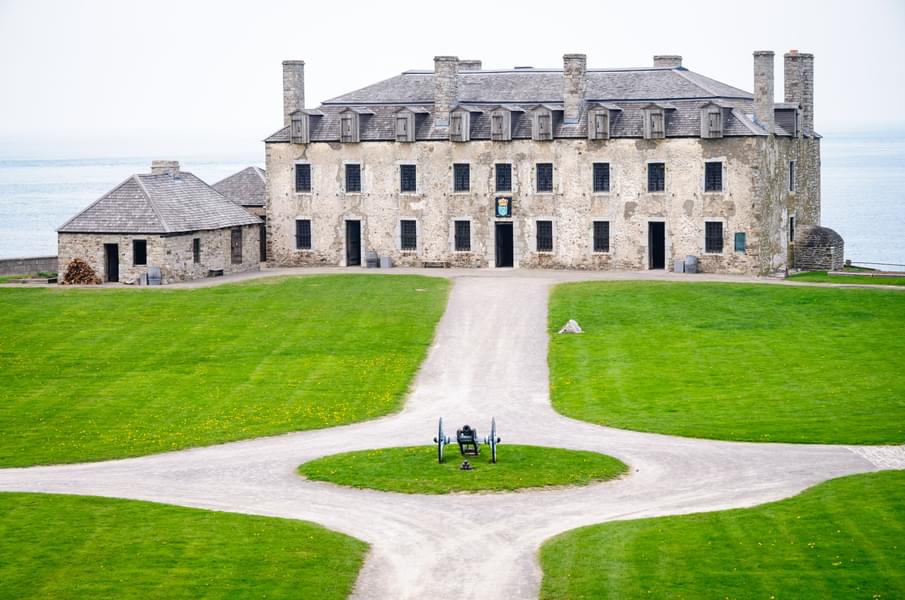 Explore the Old Fort Niagara