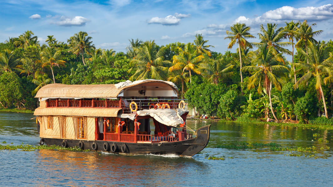 House Boat Alleppey Image