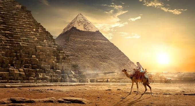 Pyramid Of Khafre Facts
