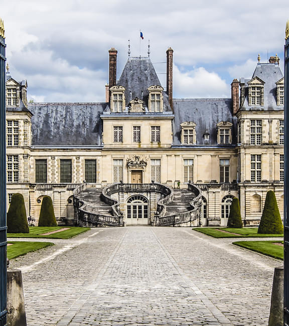 Chateau de Fontainebleau - Castles, Palaces and Fortresses