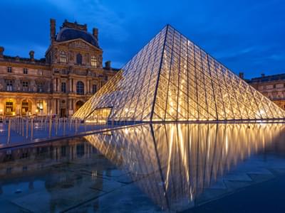 top 10 historical places in paris