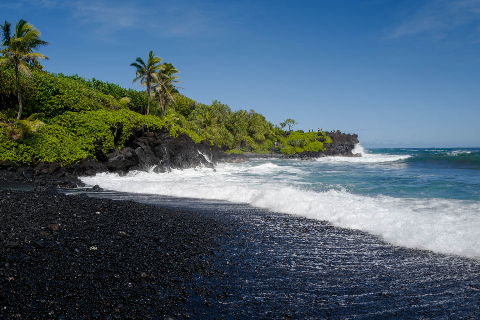 Honokalani Black Sand Beach, <em>Maui</em>