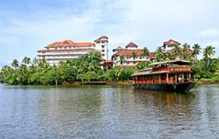 Enjoy a houseboat stay