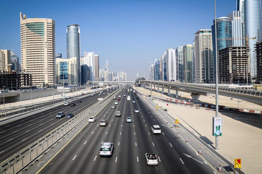 Ride through the Sheikh Zayed road.