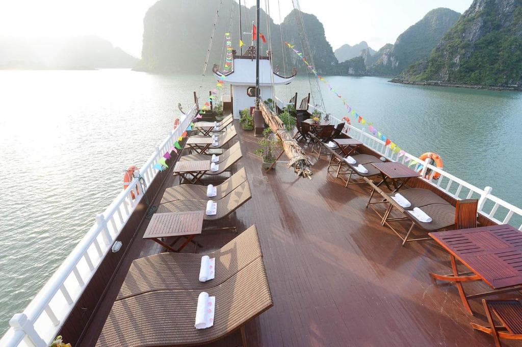Halong Royal Palace Cruise