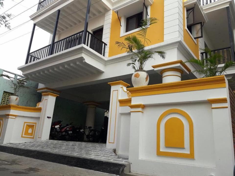 A Cosy Villa In The Heart Of Pondicherry Book FLAT 30% off