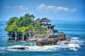 Uluwatu and Tanah Lot Sunset and Dinner Tour in Bali