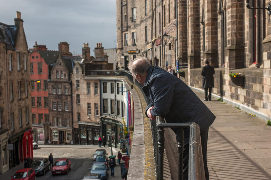 Edinburgh Old Town and Underground Historical Tour Image